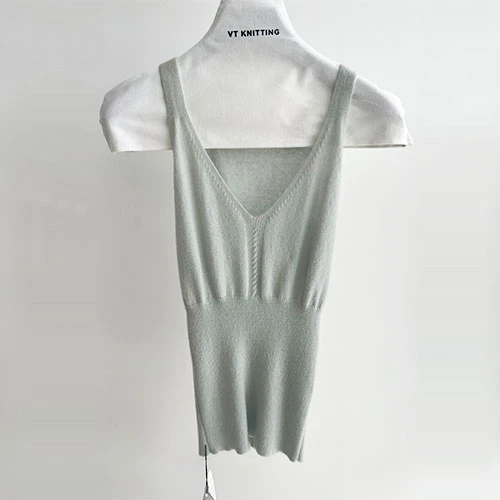 Vakre designer topper for damer